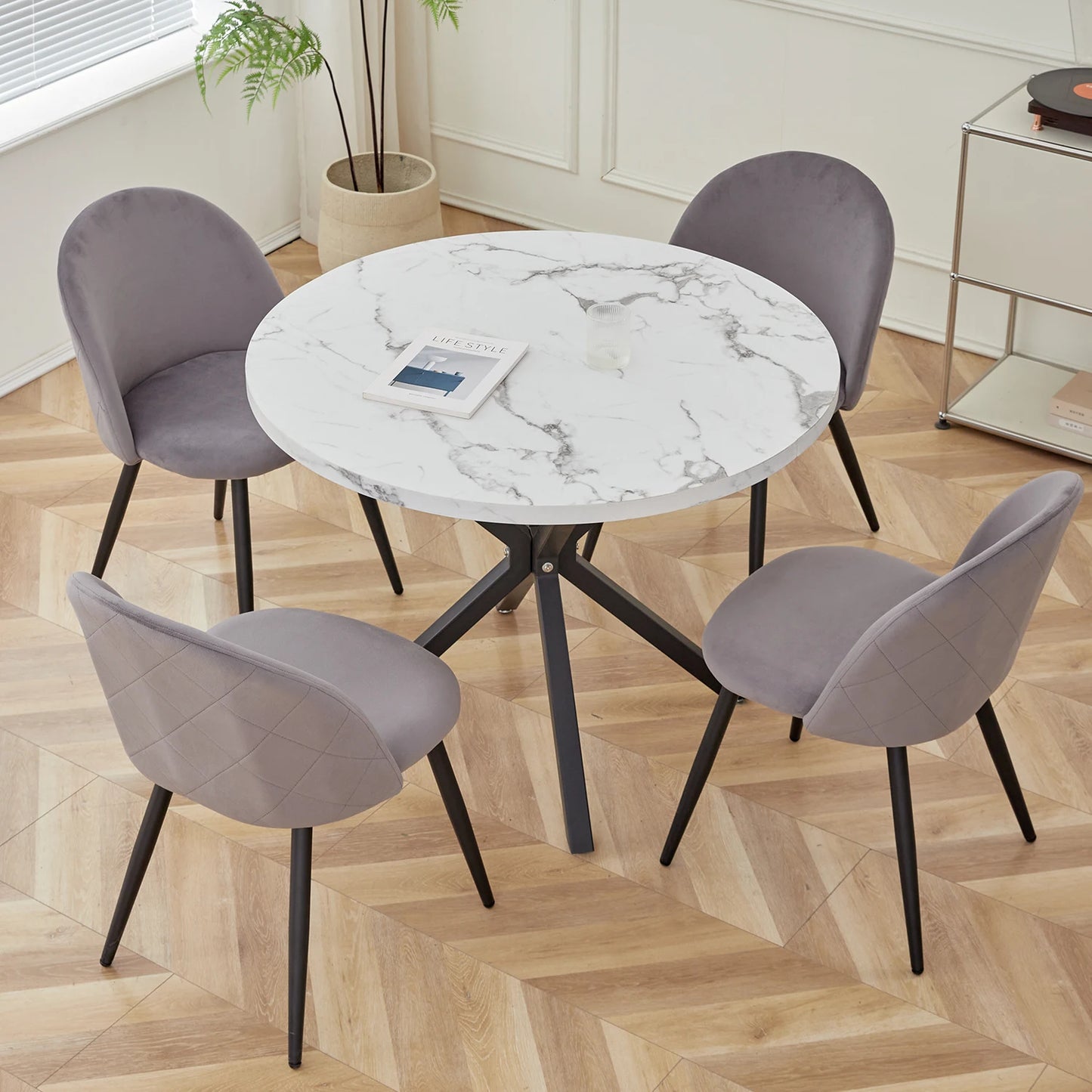 Chaise scandinave en velours salle a manger