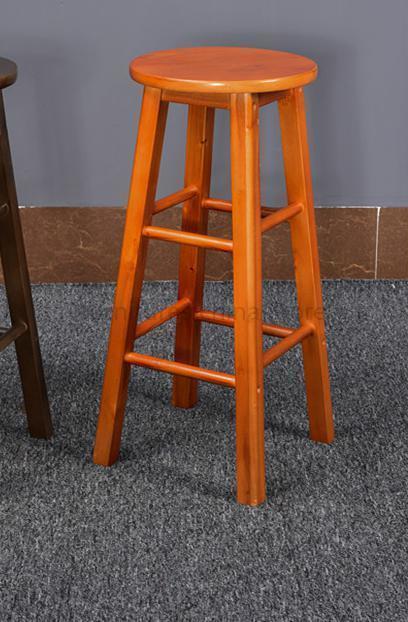 Tabouret de bar en bois massif vernis avec double repose pieds