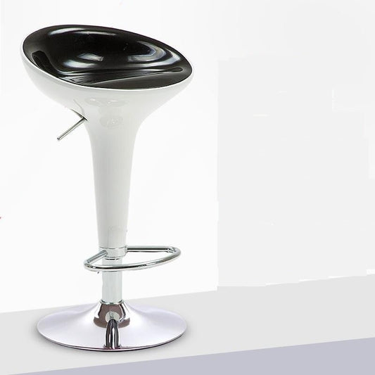 Tabouret de bar design noir et blanc ajustable de style retro avec pied central en inox