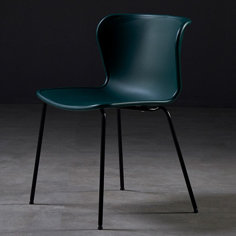 Chaise moderne de salle à manger en résine de cuir et métal
