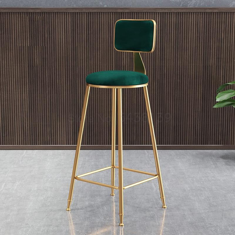 Chaise de bar design haute en métal doré et assise en velours vert
