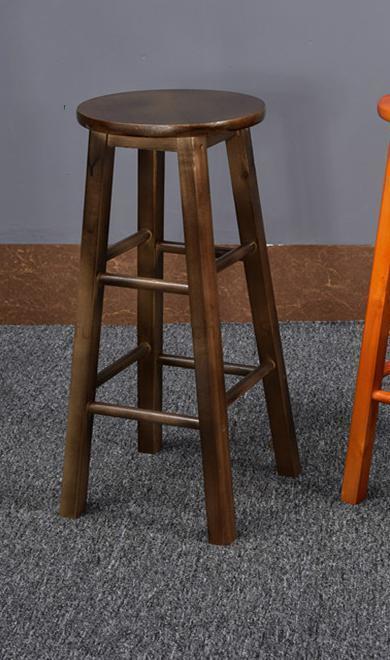 Tabouret de bar en bois massif vernis avec double repose pieds