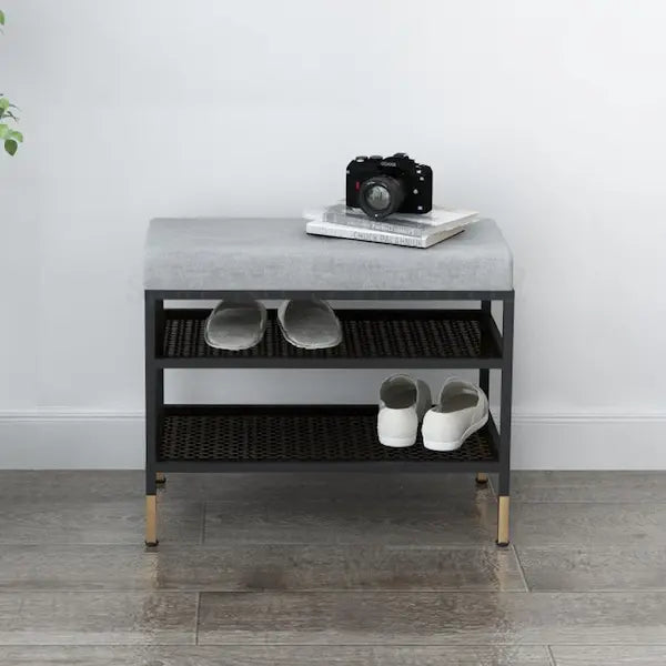 Banc de rangement design en métal noir et cuir