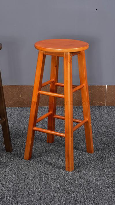 Tabouret de bar en bois massif vernis avec double repose pieds