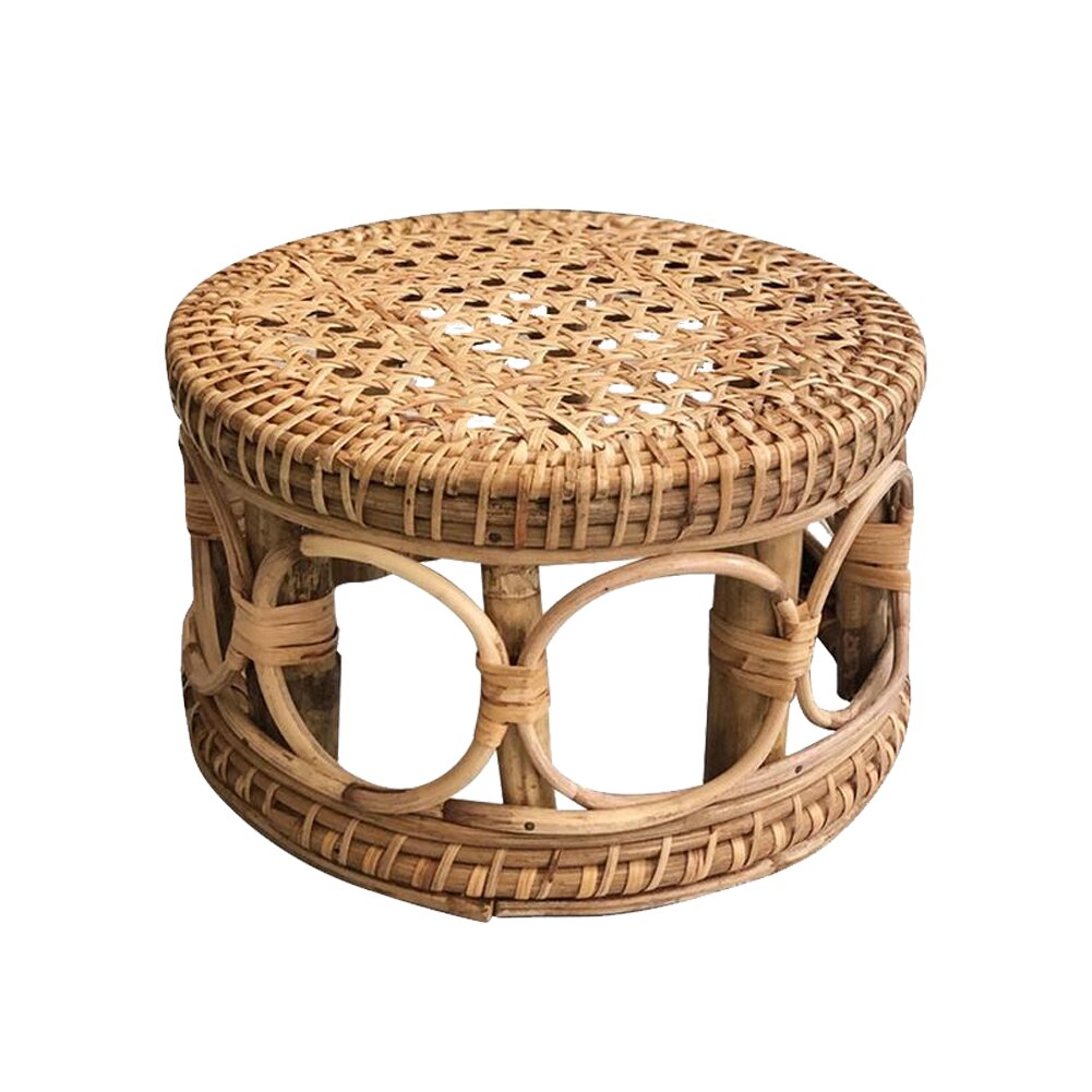Tabouret en rotin naturel de style tribal