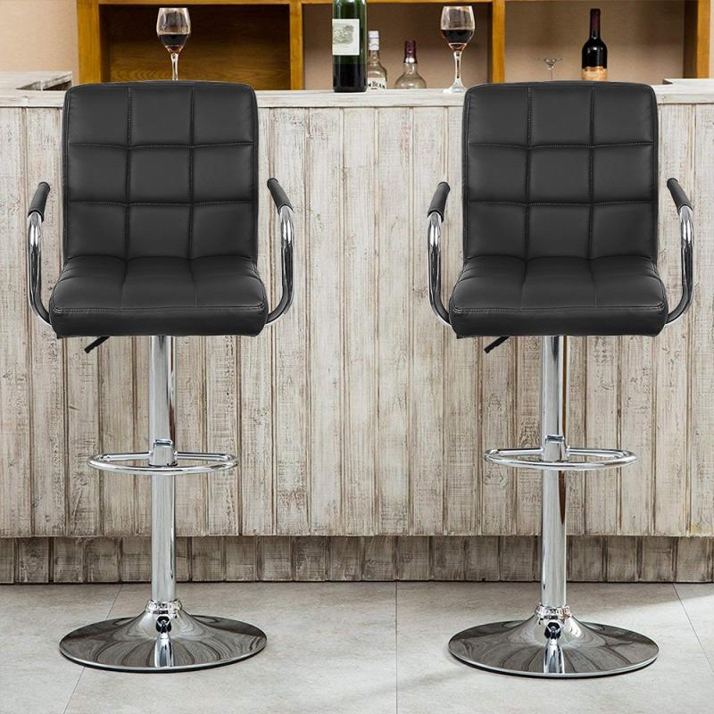 Chaise de bar avec accoudoirs et assise matelassée sur pied central en inox par lot de 2