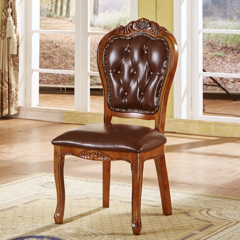 Chaise louis XVI avec accoudoirs cadre en bois massif et assise en cuir