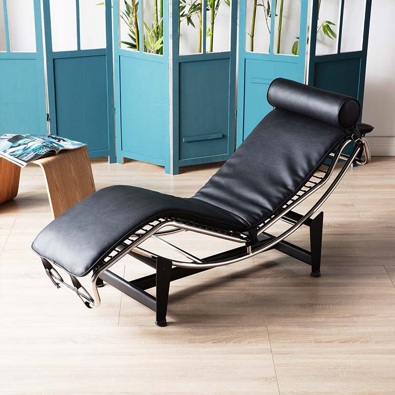 Chaise longue design en métal et cuir