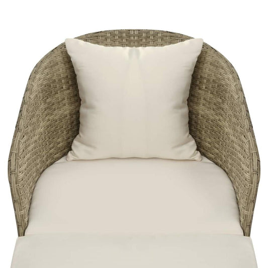 Transat en rotin sur pieds en bois