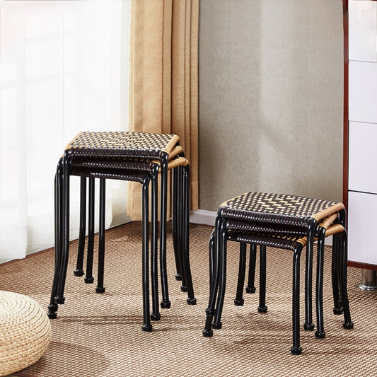 Tabouret en rotin et métal superposable