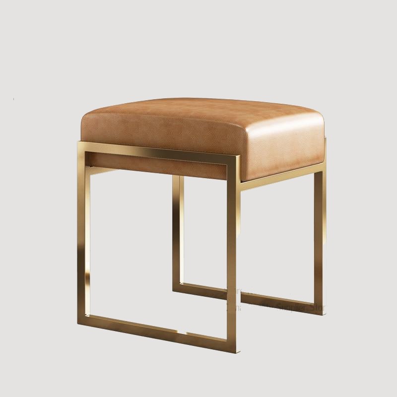Tabouret design en cuir beige et métal de style nordique