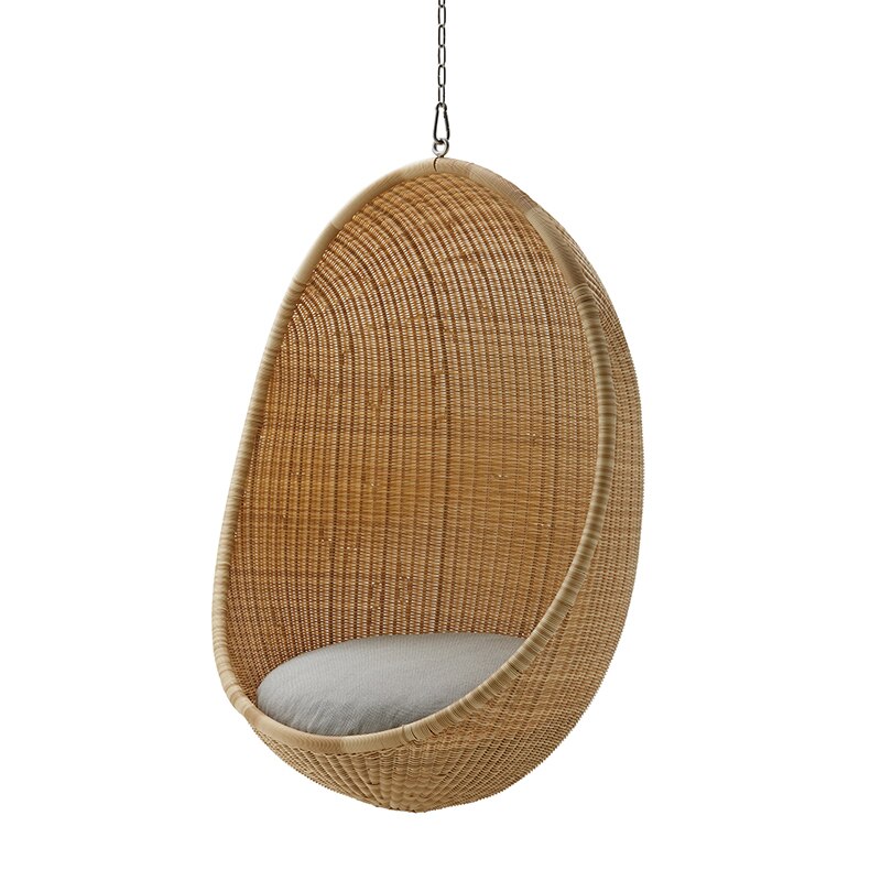 Chaise suspendue en rotin naturel