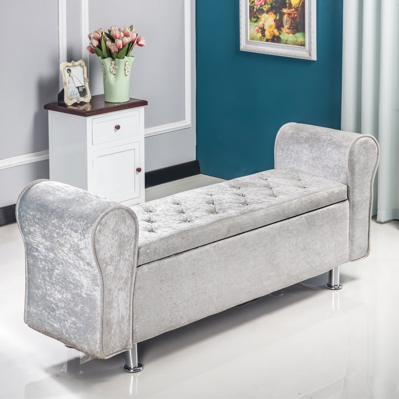 Banc de rangement en velours capitonné avec accoudoirs