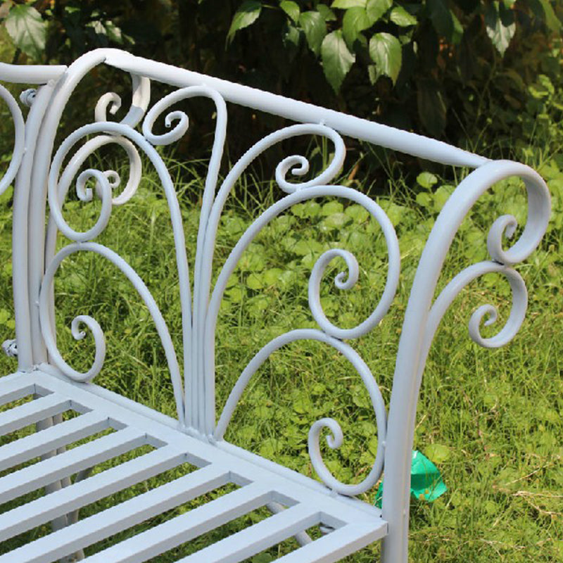 Banc industriel en fer blanc avec arabesques
