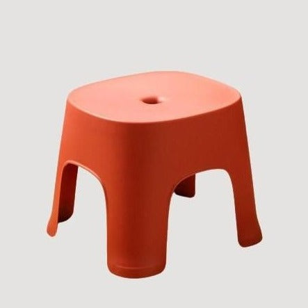 Tabouret enfant en plastique rouge encastrable