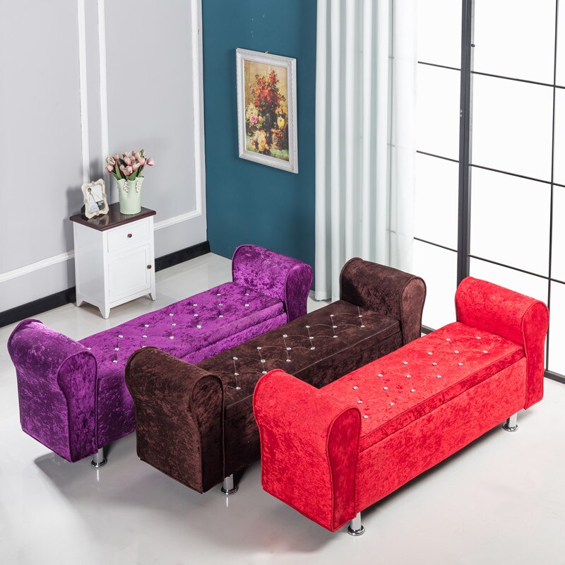 Banc de rangement en velours capitonné avec accoudoirs