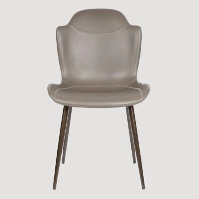 Chaise moderne en cuir surpiqué et pieds en métal