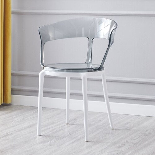 Chaise moderne en bois et résine à dossier large