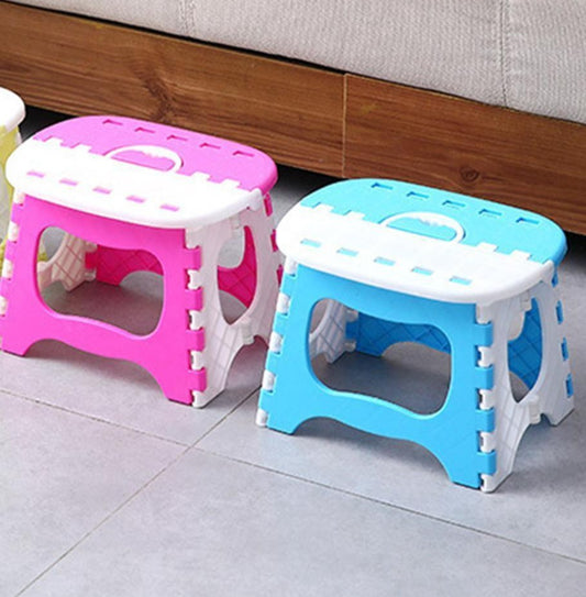 Tabouret enfant pliable et transportable bicolore en plastique