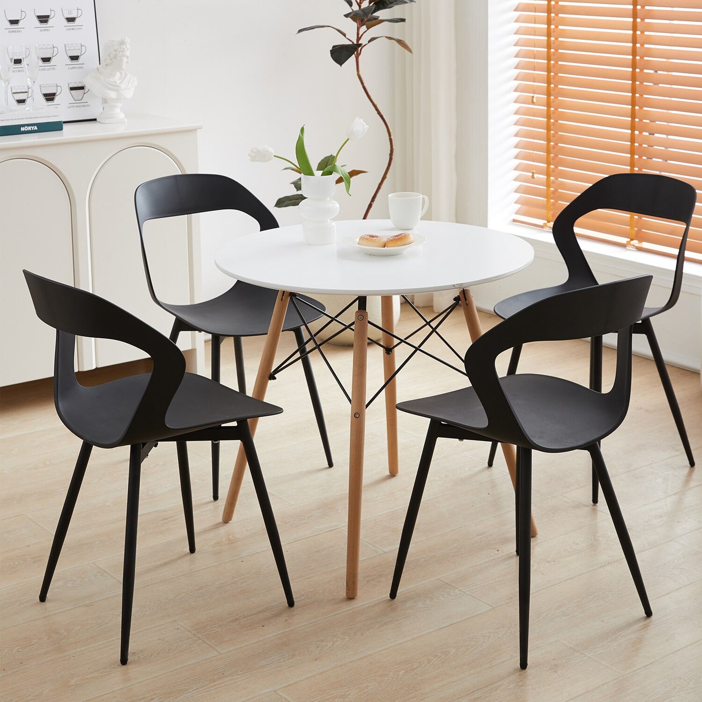 Chaise de salle à manger design en plastique