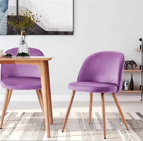 Chaise scandinave en velours fushia et bois (lot de 2)