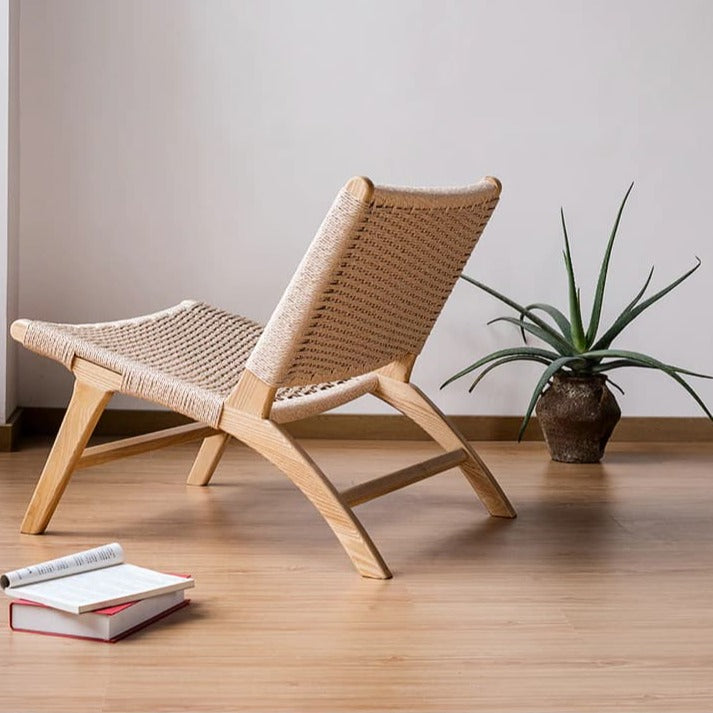 Chaise vintage basse assise fauteuil