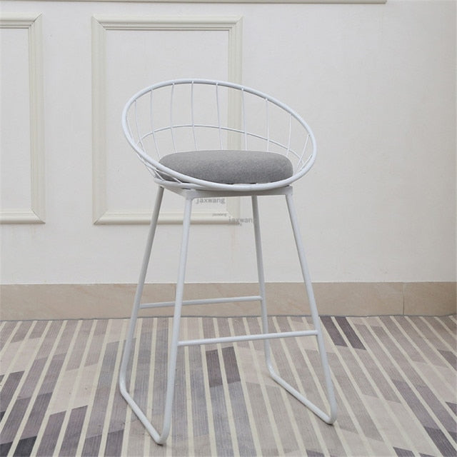 Chaise de bar industrielle design blanche