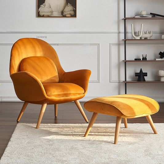 Fauteuil scandinave confort dossier arrondi et accoudoirs profilés