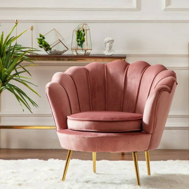 Fauteuil design à dossier fleur large en velours et métal doré