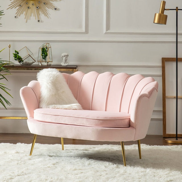 Fauteuil design à dossier fleur large en velours et métal doré