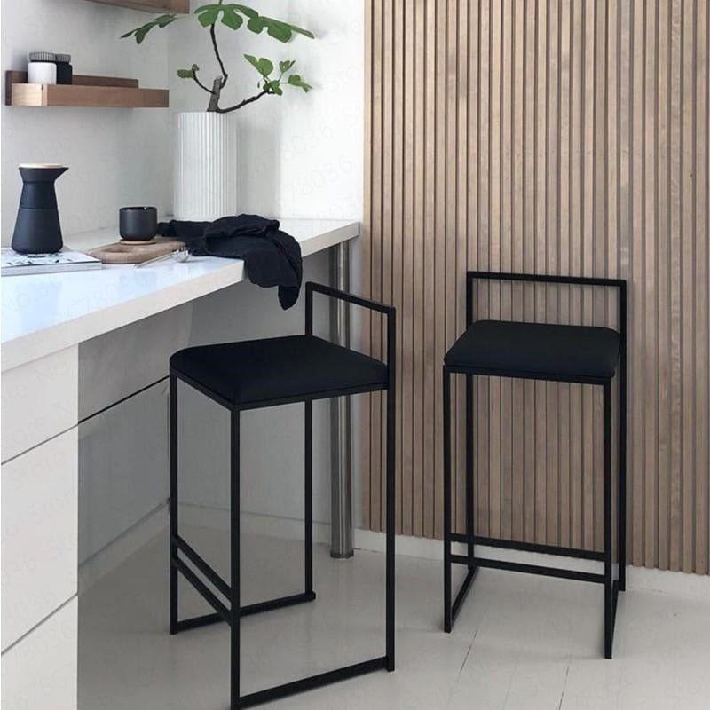 Chaise de bar moderne en métal noir