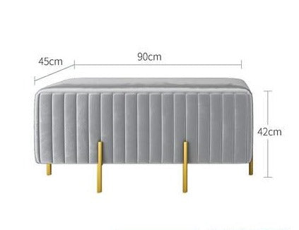 Banc design en velours et pieds en métal doré fins
