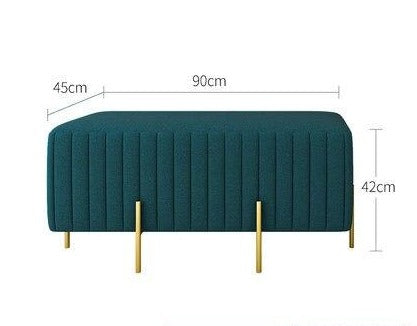 Banc design en velours et pieds en métal doré fins