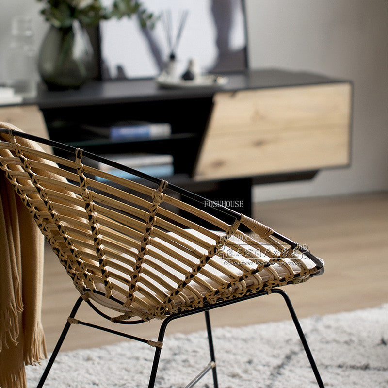 Fauteuil relax scandinave oeuf en métal et rotin