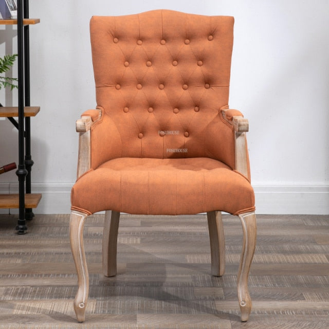 Fauteuil vintage capitonné avec armature bois