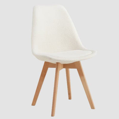 Chaise scandinave revêtement bouclette et pieds en bois 