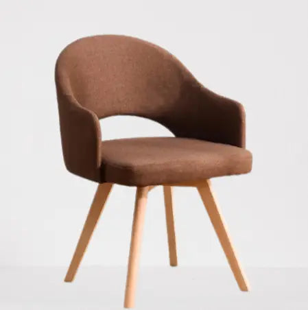 Chaise scandinave design en tissu marron et bois avec dossier échancré