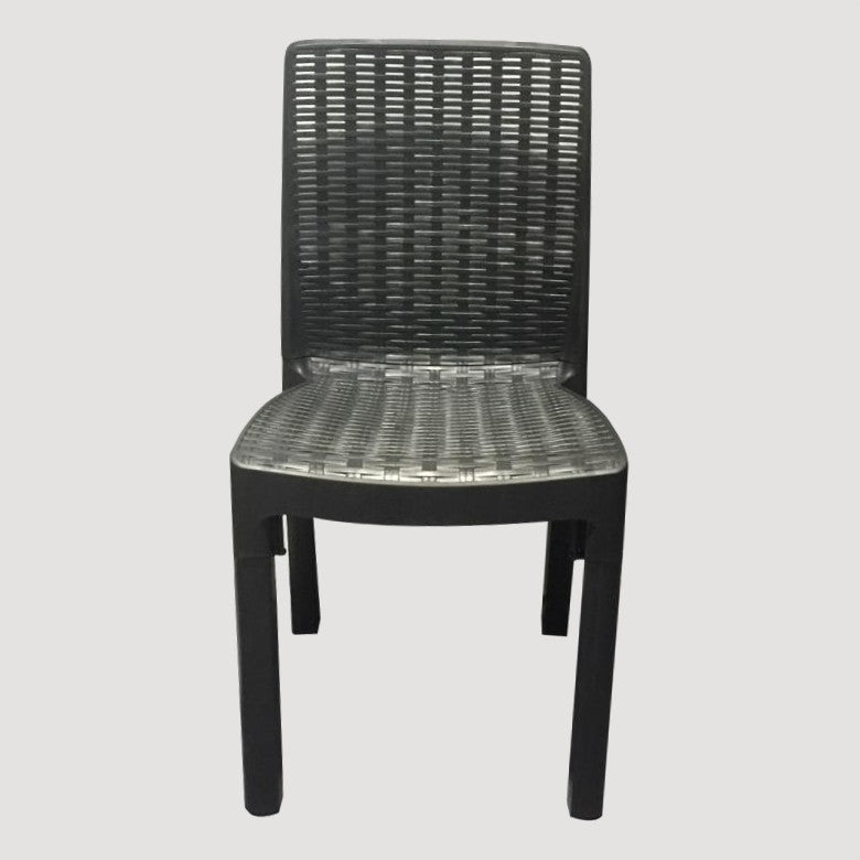 Chaise moderne de terrasse en plastique effet rotin