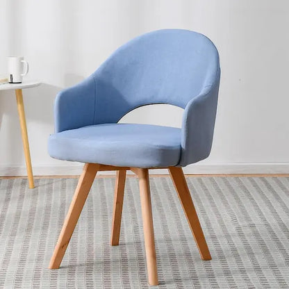 Chaise scandinave design en tissus et bois avec dossier échancré