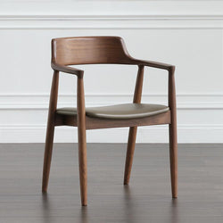 Chaise moderne en bois avec assise matelassée