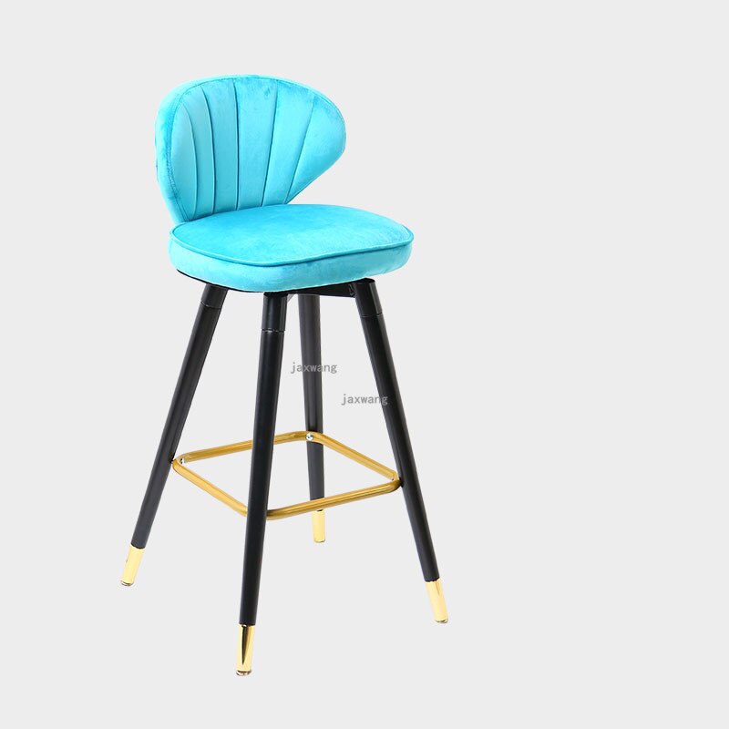 Chaise de bar avec assise coquillage en velours et pieds en bois massif renforcé