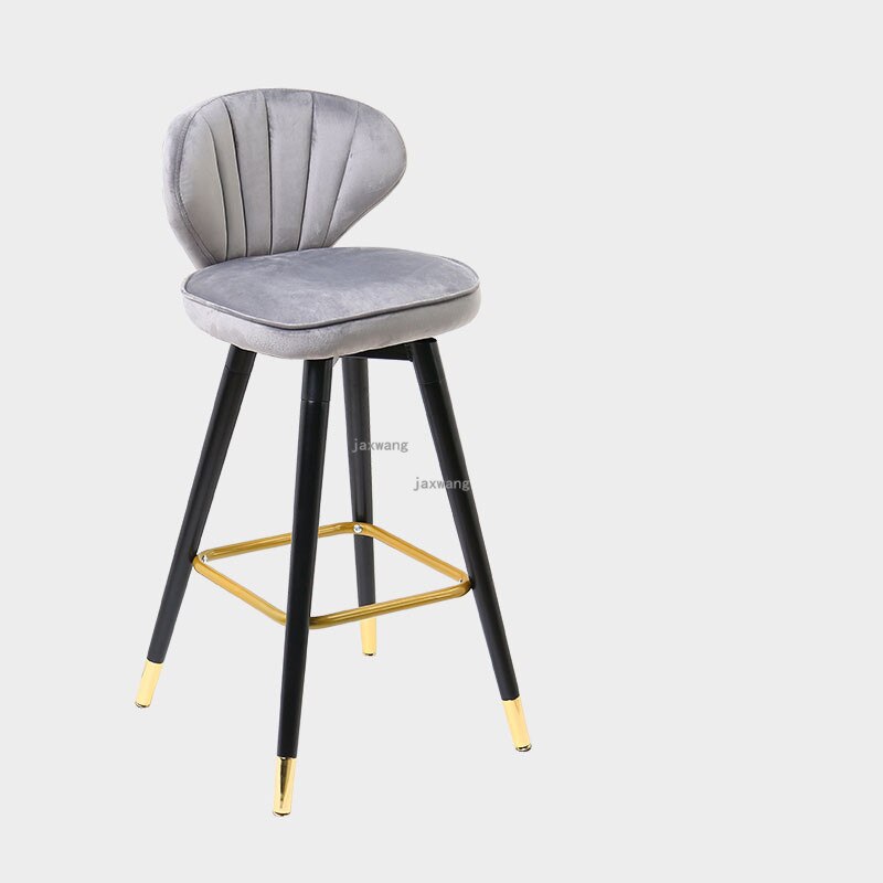 Chaise de bar avec assise coquillage en velours et pieds en bois massif renforcé