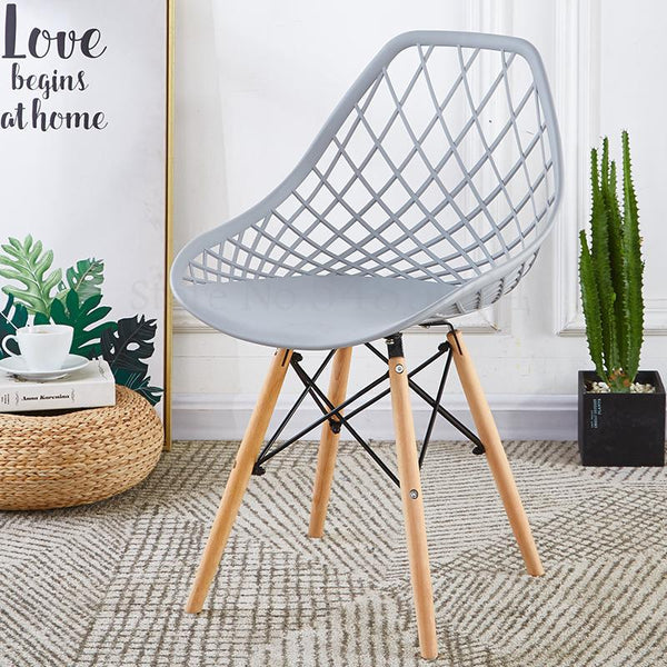 Chaise scandinave moderne