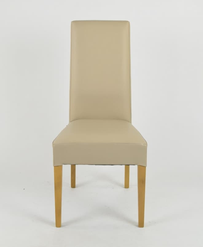 Chaise moderne avec dossier haut en similicuir beige et pieds en bois par lot de 4
