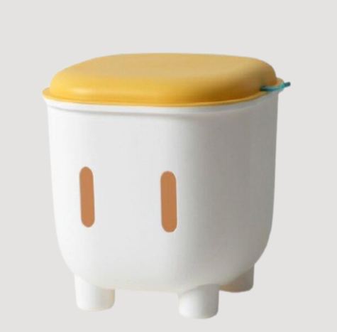 Tabouret enfant moderne avec rangement
