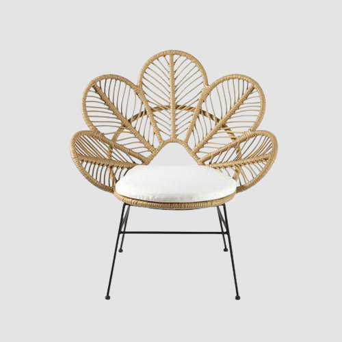 Chaise moderne en bois et rotin avec dossier pétales