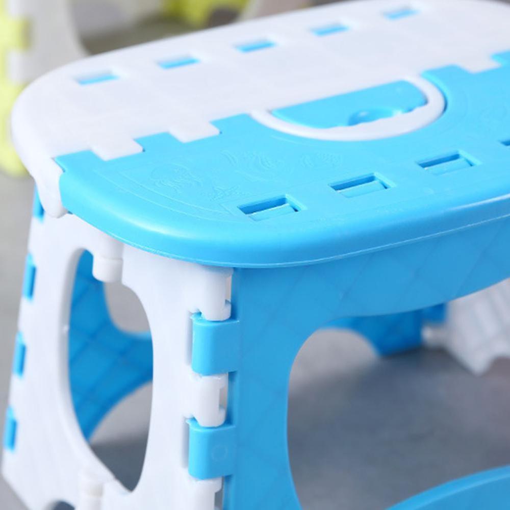 Tabouret enfant pliable et transportable bicolore en plastique