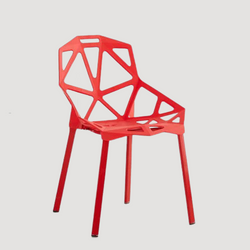 Chaise design structurale en résine