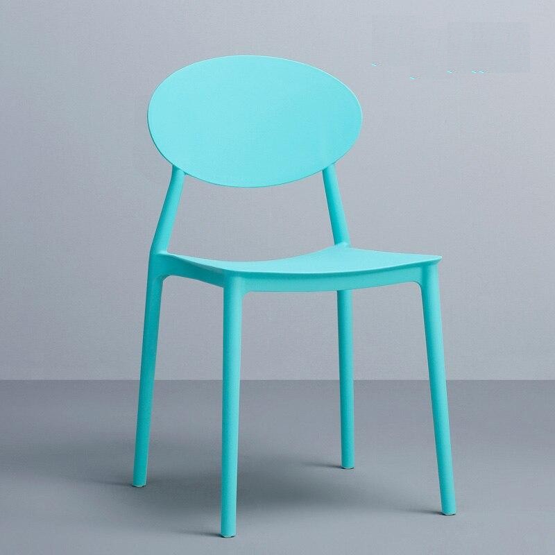 Chaise médaillon design en plastique avec assise large