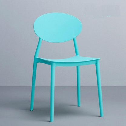 Chaise médaillon design en plastique avec assise large
